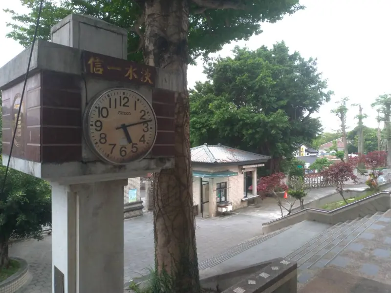 鐘塔及大門警衛室